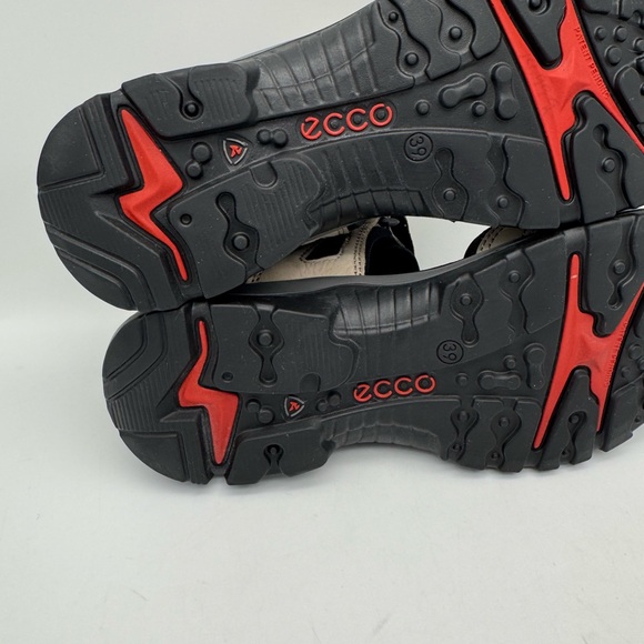 ECCO Offroad Women’s Outdoor Sandals – Beige Nubuck – Size EU 39 / US 8–8.5 - Picture 10 of 10